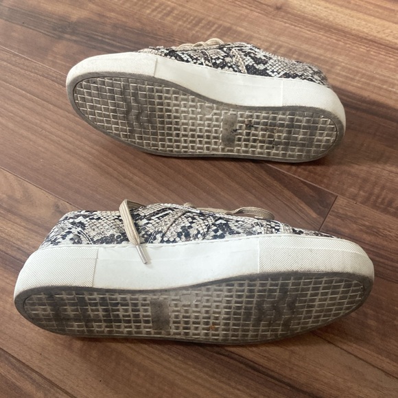 Steve Madden Snake Skin Shoes - Picture 8 of 8